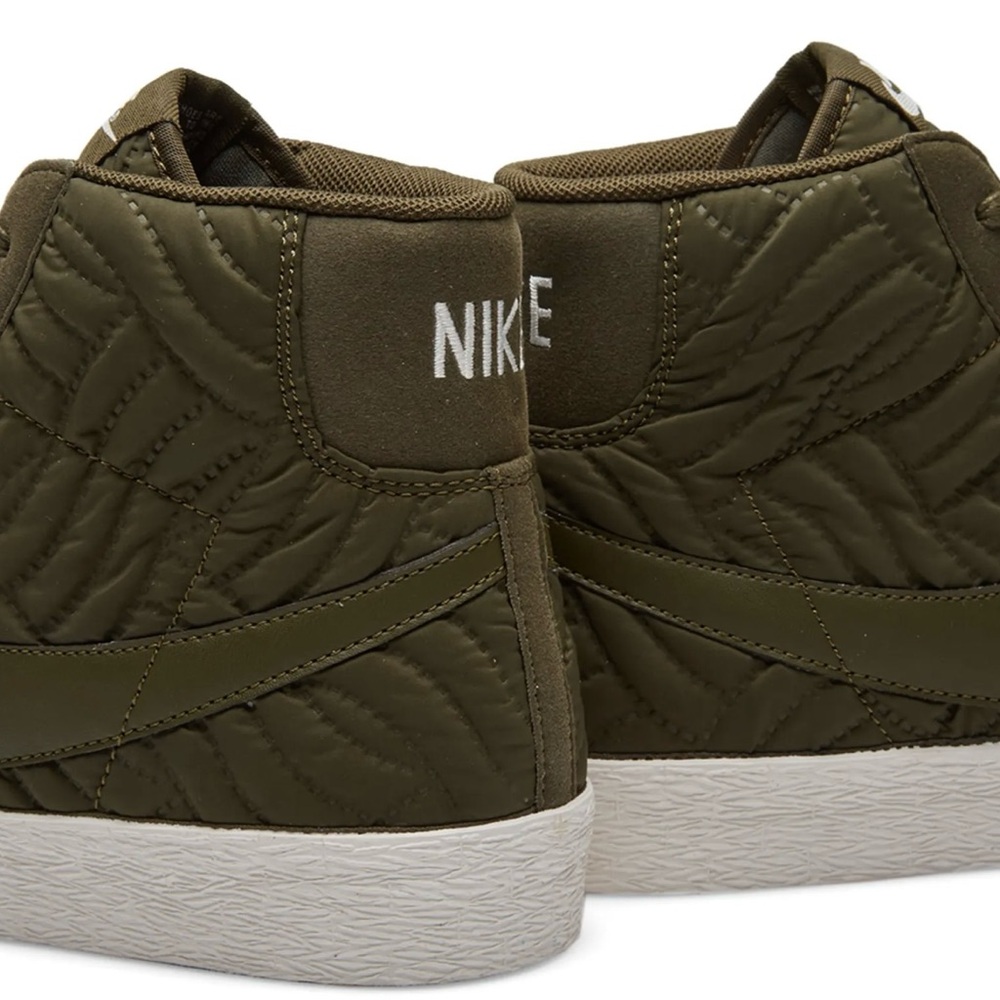 Nike Special Edition Sneakers - image 6
